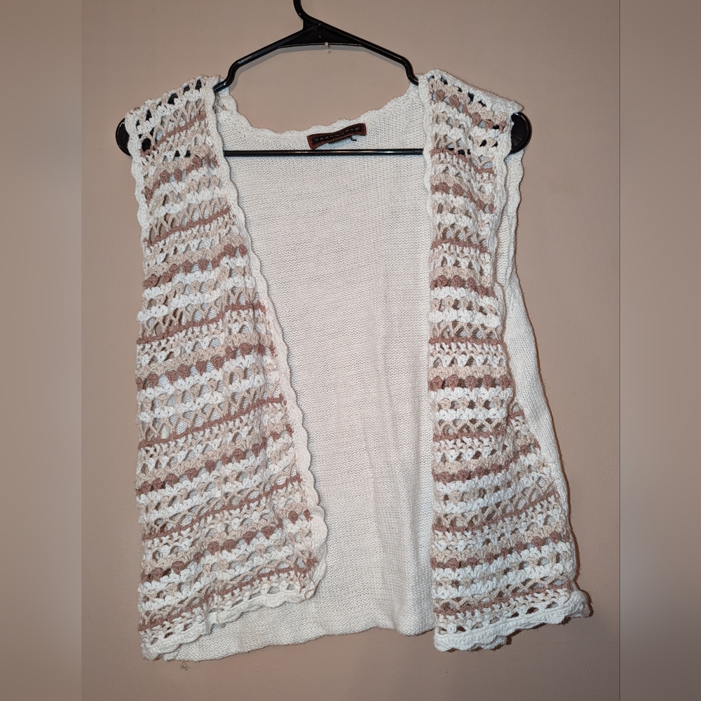 Crotchet vest